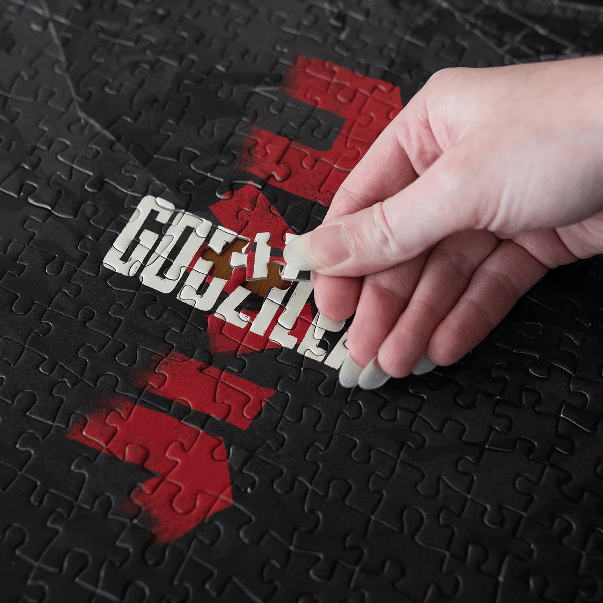 Godzilla 1000-Piece Puzzle - Image 7